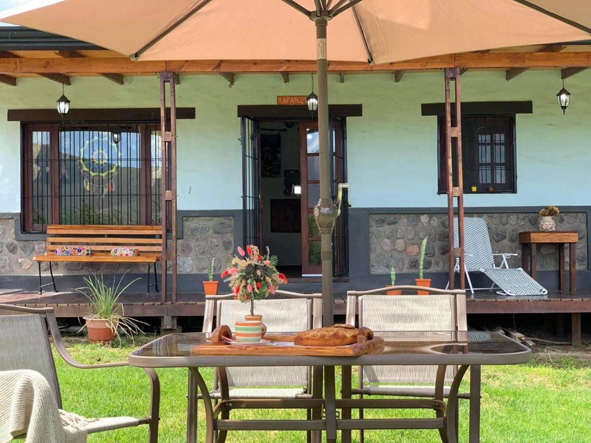 Hostal Isabella 타피델발레 외부 사진
